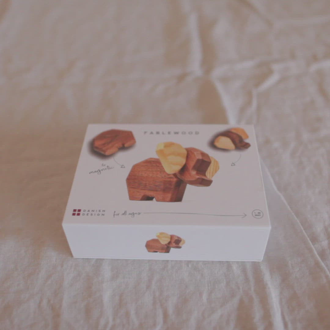 Indlæs og afspil video i galleri-fremviseren, Den Lille Elefant